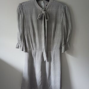 Reformation Women's Size‎ 4 Cassie Dress Tie Mini Grey Houndstooth 3/4 Sleeve